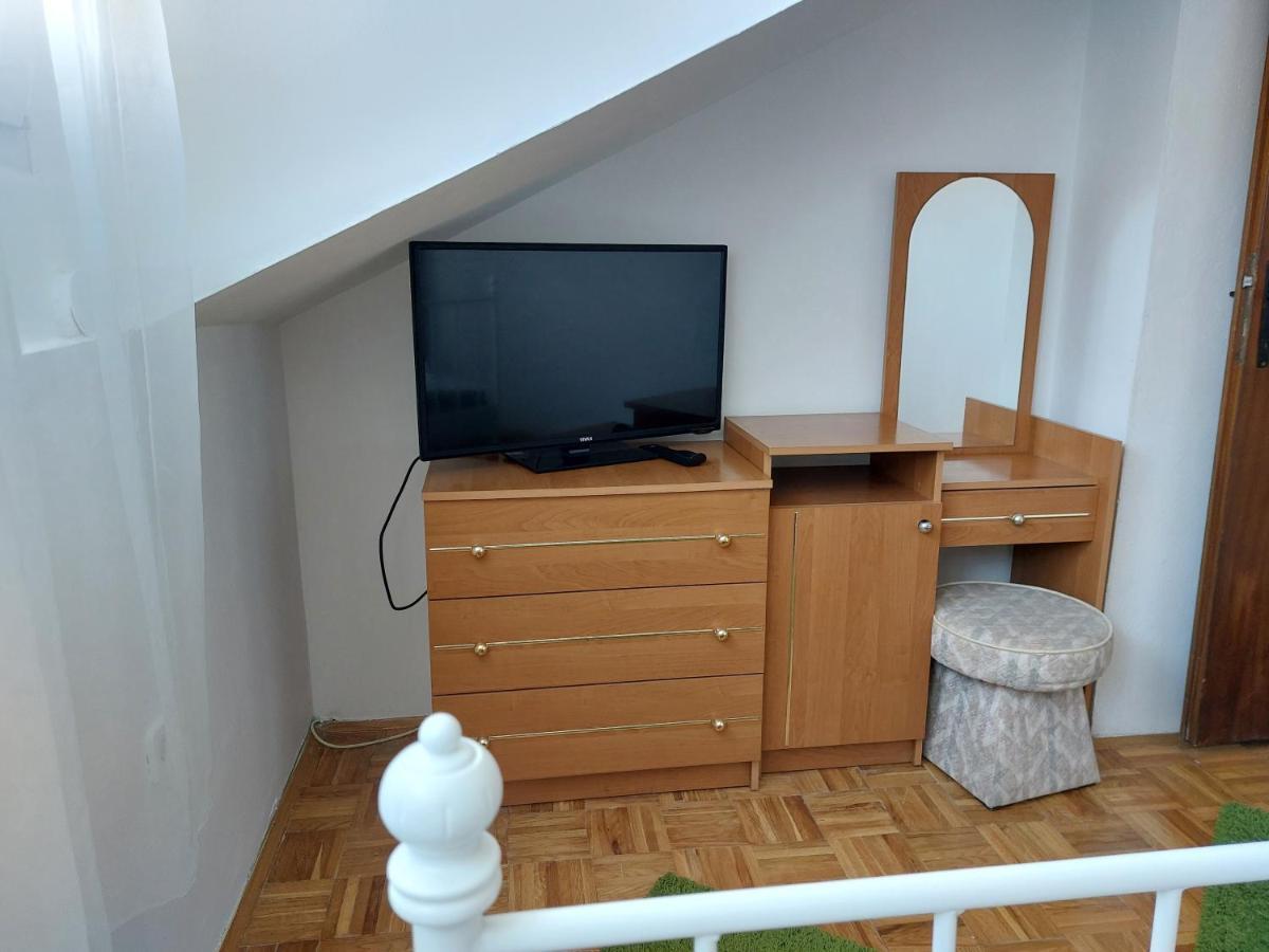 Orange City Apartment'S Repic Biograd Na Moru Exterior foto