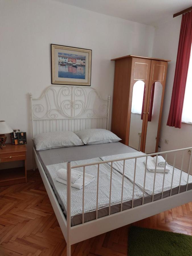Orange City Apartment'S Repic Biograd Na Moru Exterior foto