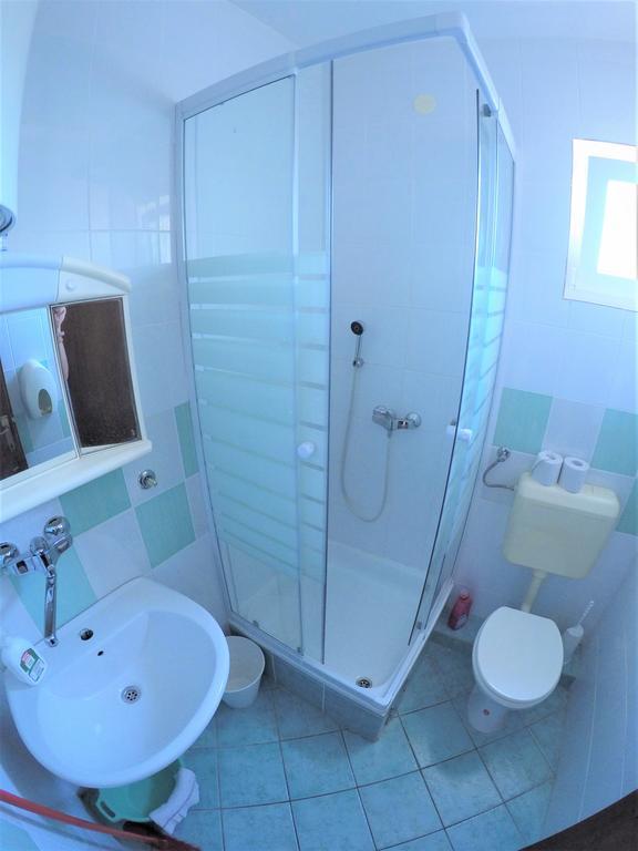 Orange City Apartment'S Repic Biograd Na Moru Exterior foto