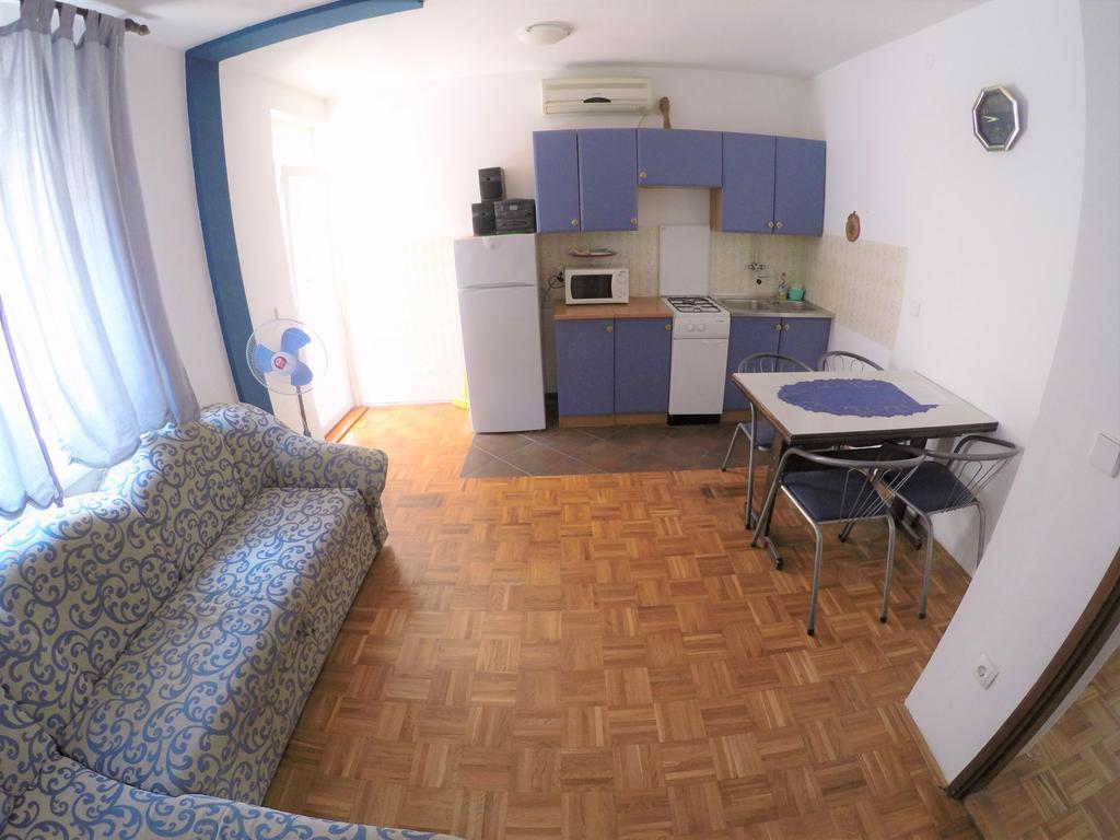 Orange City Apartment'S Repic Biograd Na Moru Exterior foto