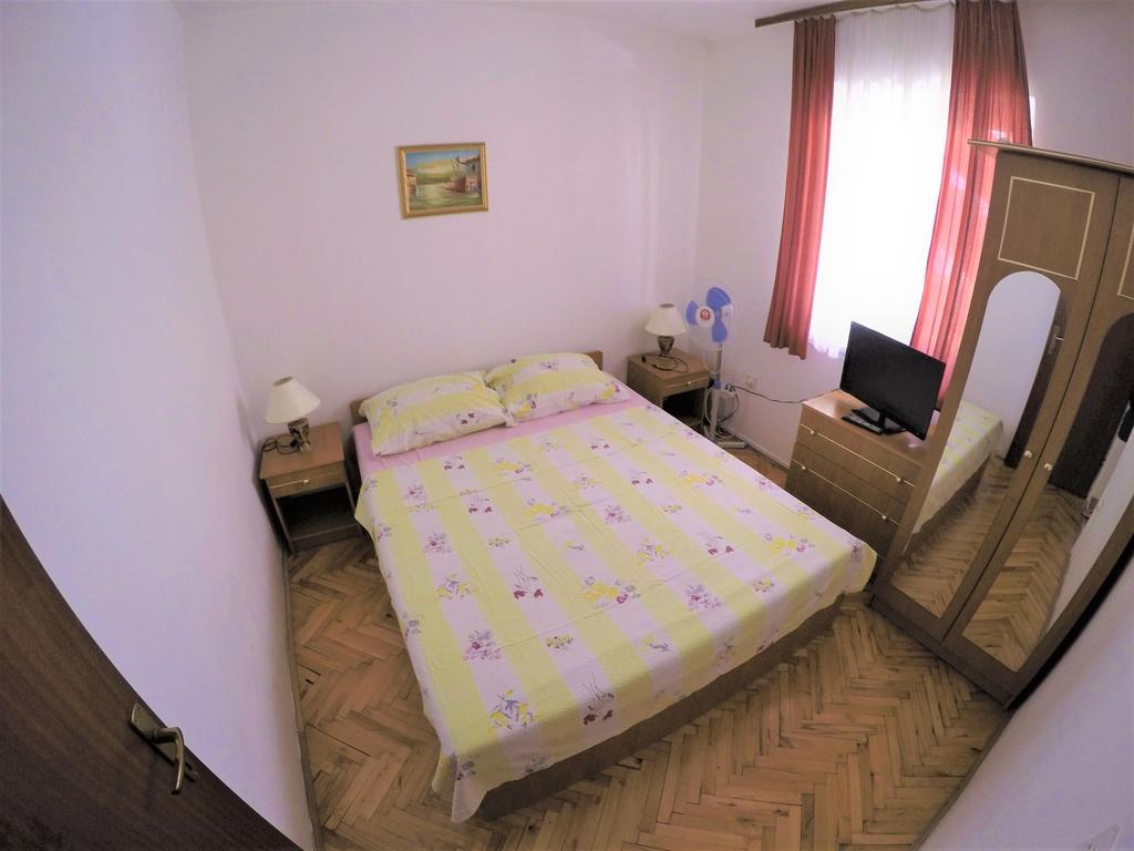 Orange City Apartment'S Repic Biograd Na Moru Exterior foto