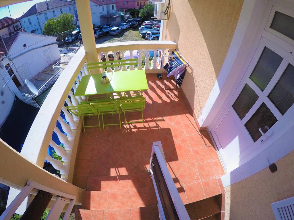 Orange City Apartment'S Repic Biograd Na Moru Exterior foto