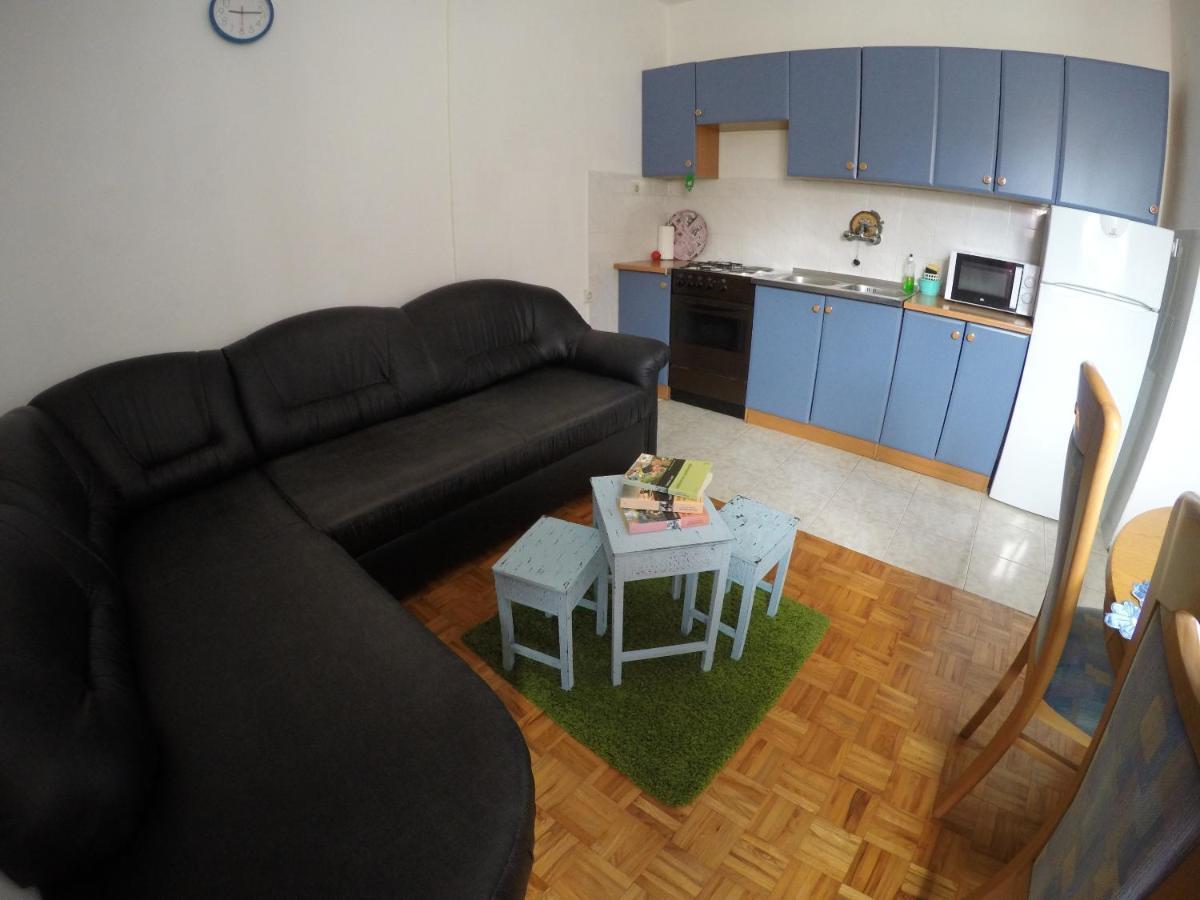 Orange City Apartment'S Repic Biograd Na Moru Exterior foto